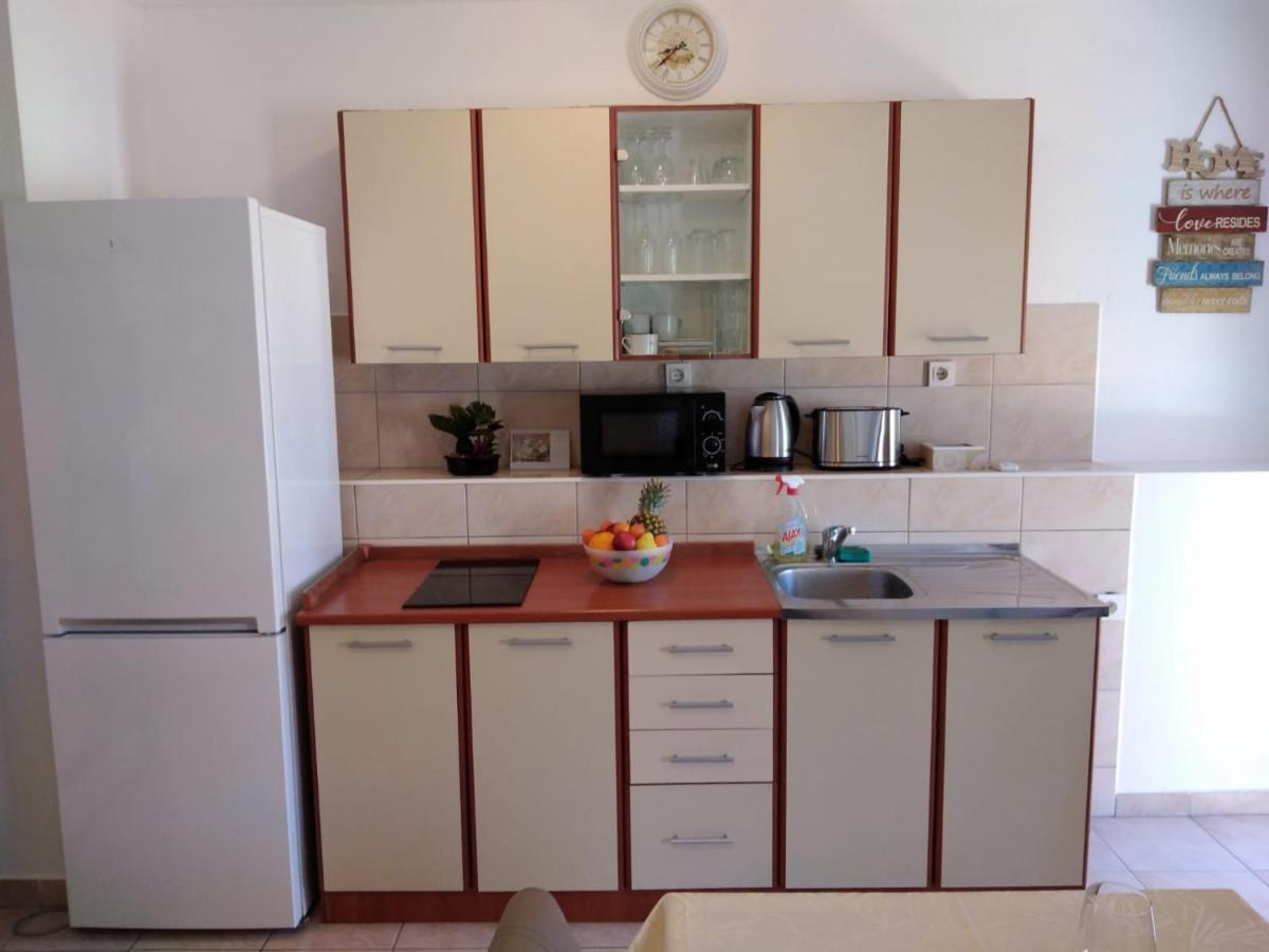 M&K Studio Apartment Tisno Zewnętrze zdjęcie